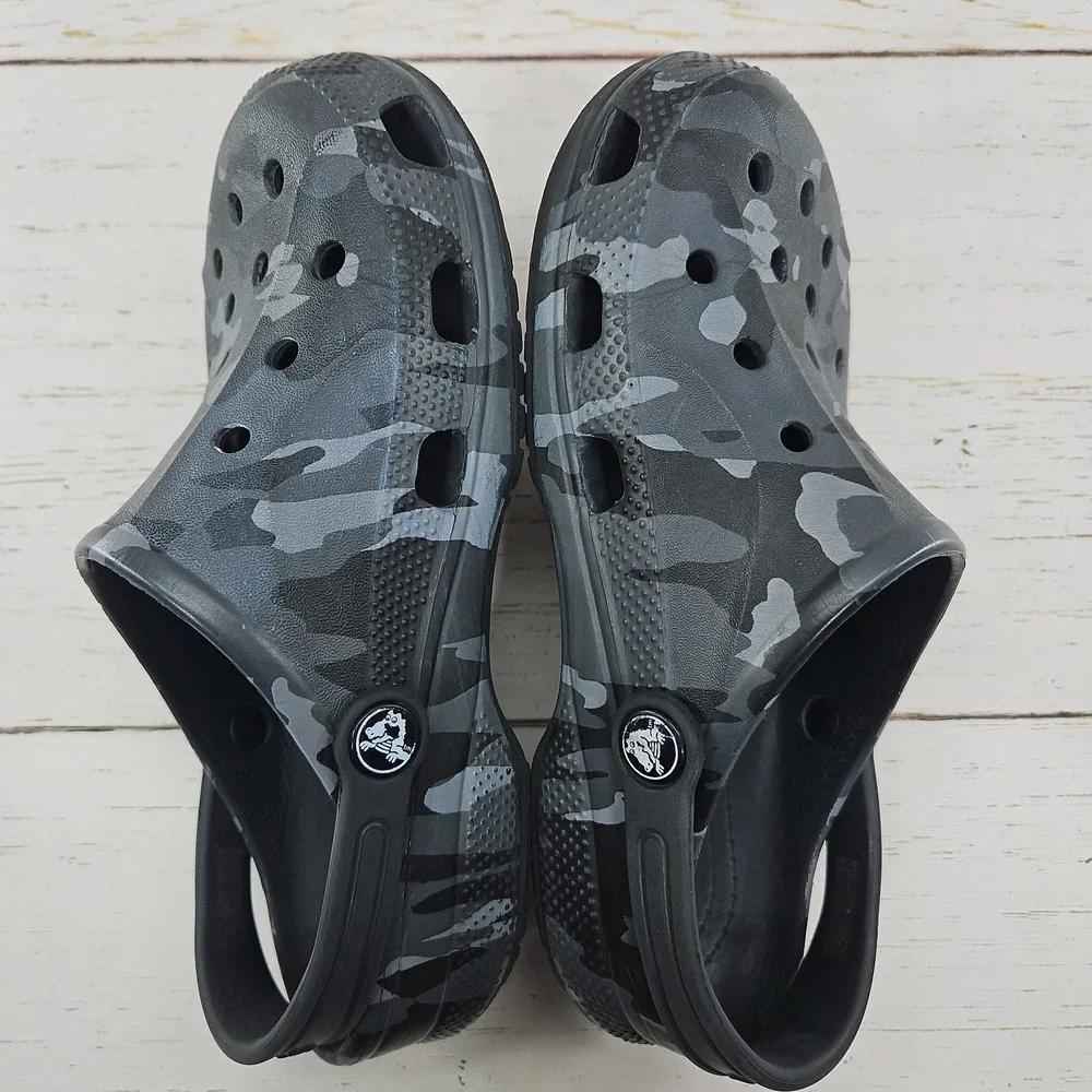 Crocs Baya Clogs Juniors J3 Unisex Black Gray Camouflage Slip On Sandals Shoes